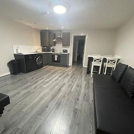 ליברפול Hosted By Ryan - 2 Bedroom Apartment מראה חיצוני תמונה